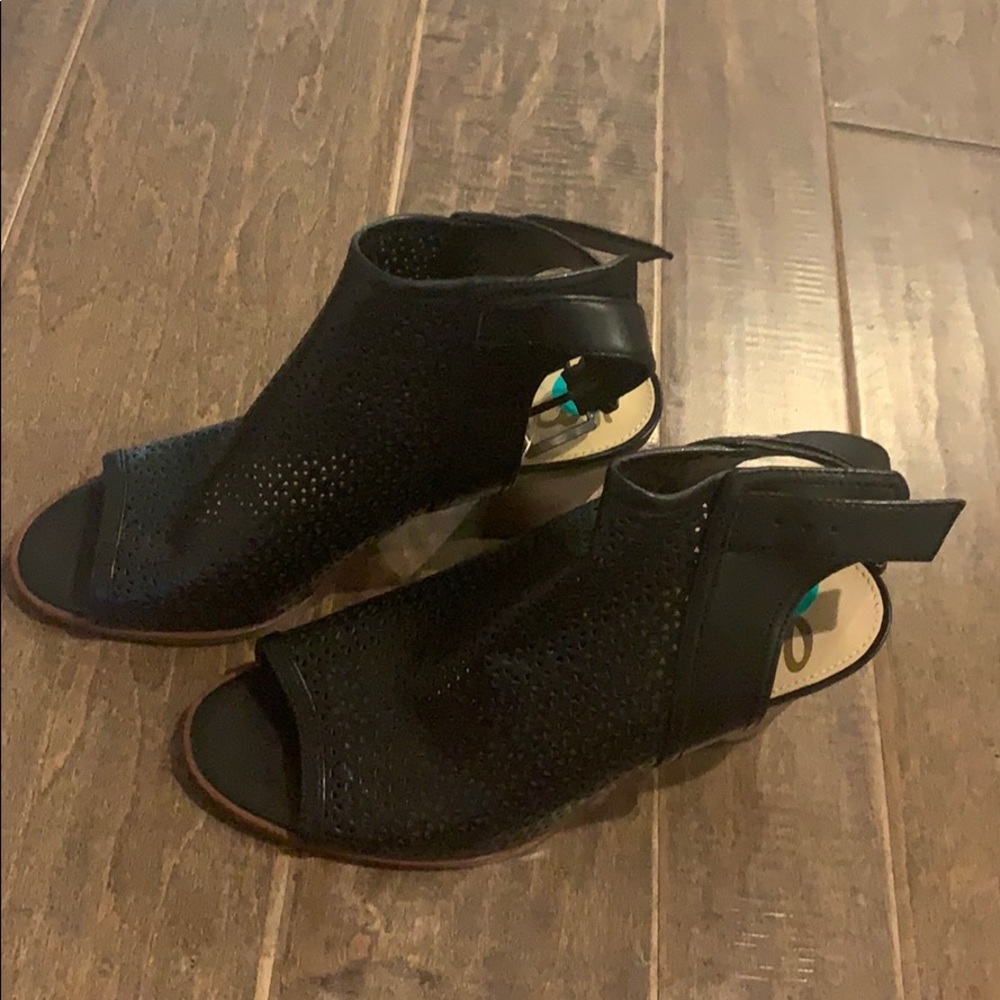 Black Sam Edelman booties